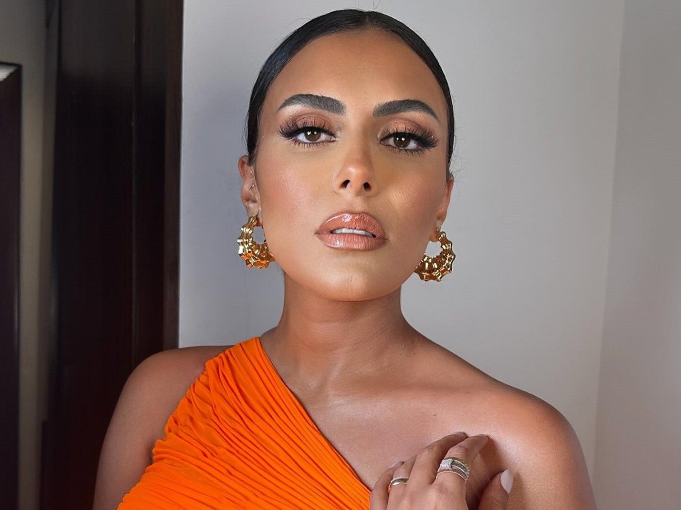 هاجر الشرنوبي ترد بقوة على مُنتقدي صورتها مع ابنها.. هذا ما قالته