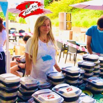 خاص - ناتالي واكد : مار شربل ملهمي .. ولنحمل الفرح إلى قلوب الناس في الأعياد