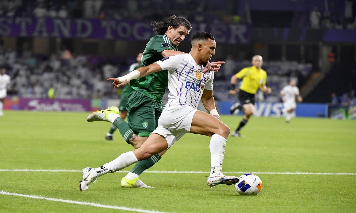 الامارات | سفيان رحيمي ينافس على جائزة أفضل مهاجم في العالم