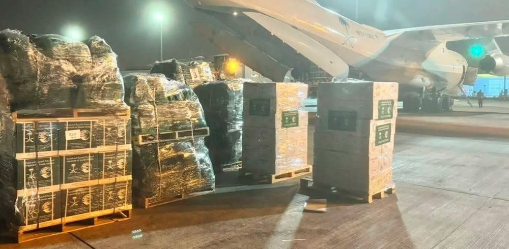 المساعدات تتواصل.. مغادرة الطائرة الإغاثية الـ 26 إلى لبنان