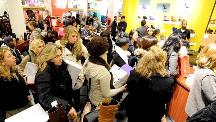 توقعات بأرباح تناهز تريليون دولار.. ما قصة "البلاك فرايداي" بأميركا؟