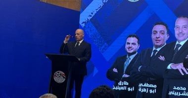 هاني أبو ريدة: نعمل على إعادة الجماهير لمباريات المنتخب ونتواصل مع فيفا