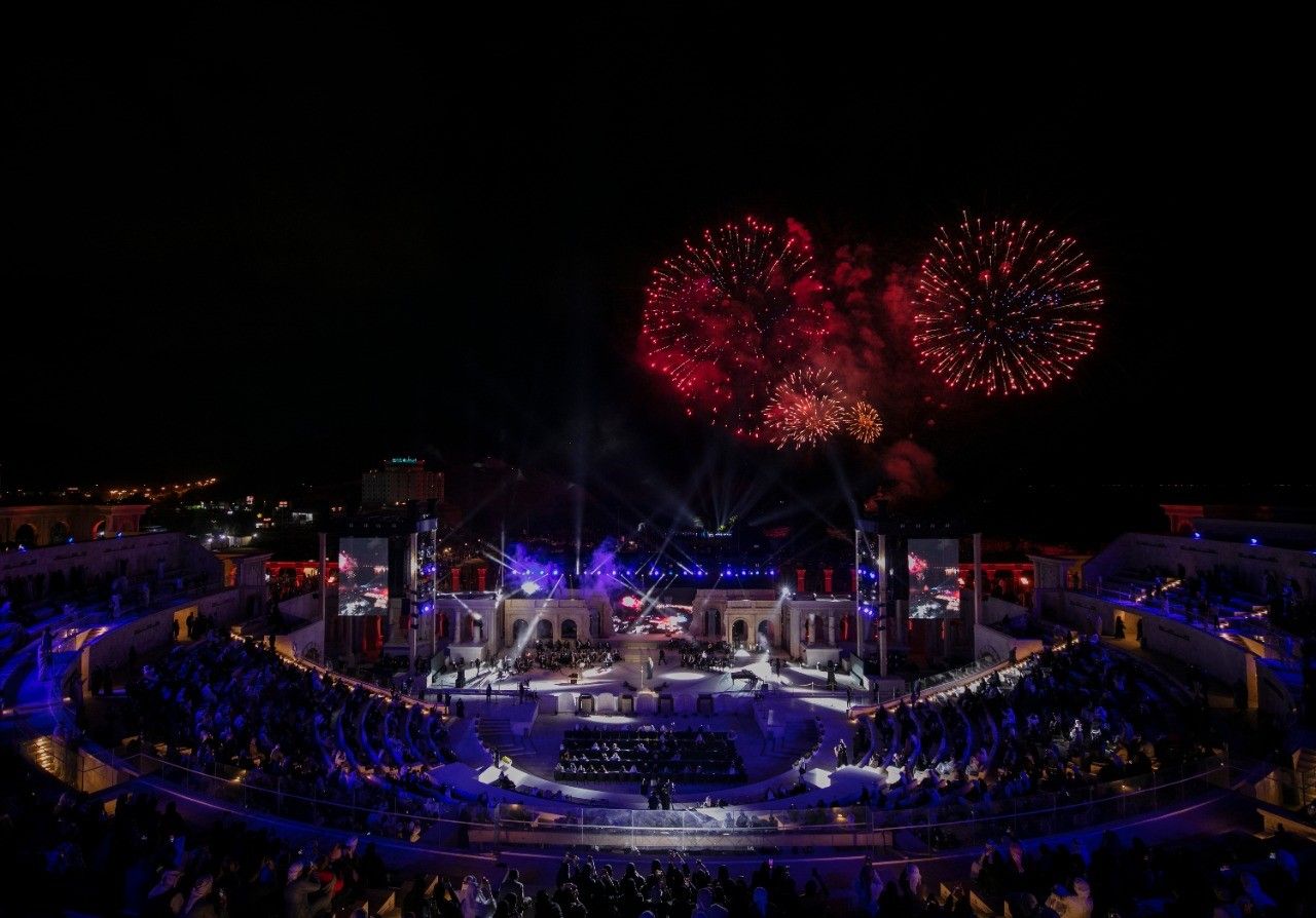 الامارات | مدرّج خورفكان يحتفي غداً بعيد الاتحاد الـ 53 للإمارات بأمسية فنية مميزة