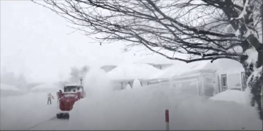 أمريكا.. بدء موسم الثلوج والحرارة أقل 10 درجات عن المعدل الطبيعي