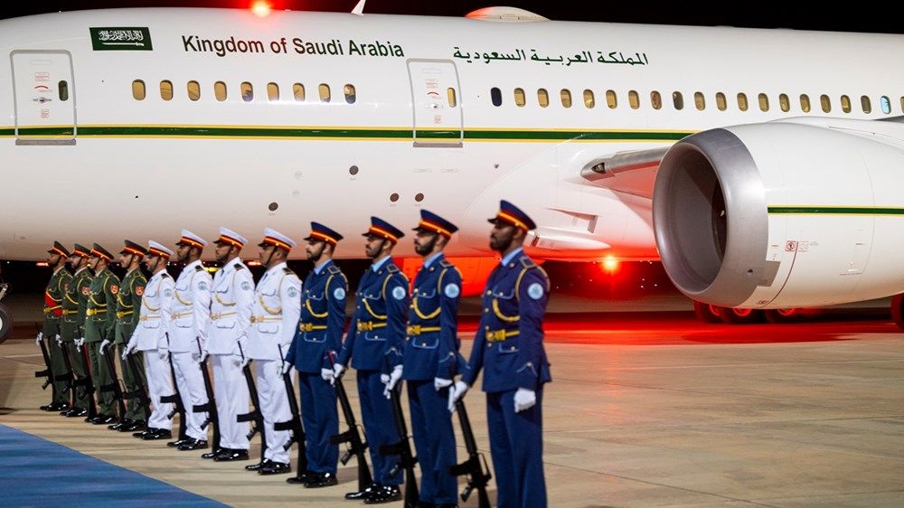 رئيس الدولة وولي عهد السعودية يبحثان العلاقات الأخوية