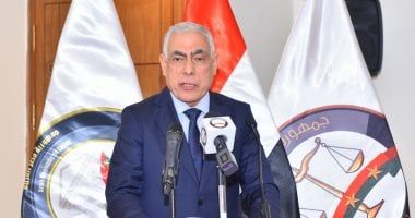 النائب العام يفتتح فعاليات دورة استراتيجية تنمية القيادة الوطنية لأعضاء النيابة العامة