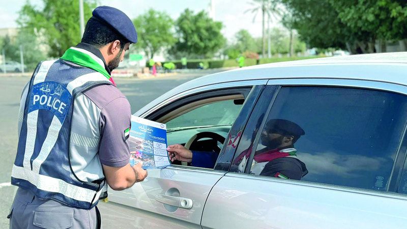 الامارات | شرطتا دبي وأبوظبي تدعوان إلى التزام اشتراطات الاحتفال