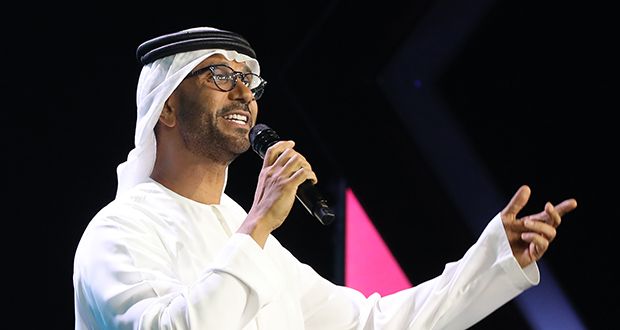 فايز السعيد يحتفل بعيد الاتحاد الـ53 على مسرح “إكس فاكتور”