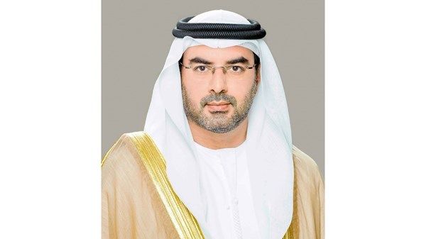 محمد بن خليفة يهنئ هزاع بن زايد بتعيينه ممثلاً للحاكم في منطقة العين