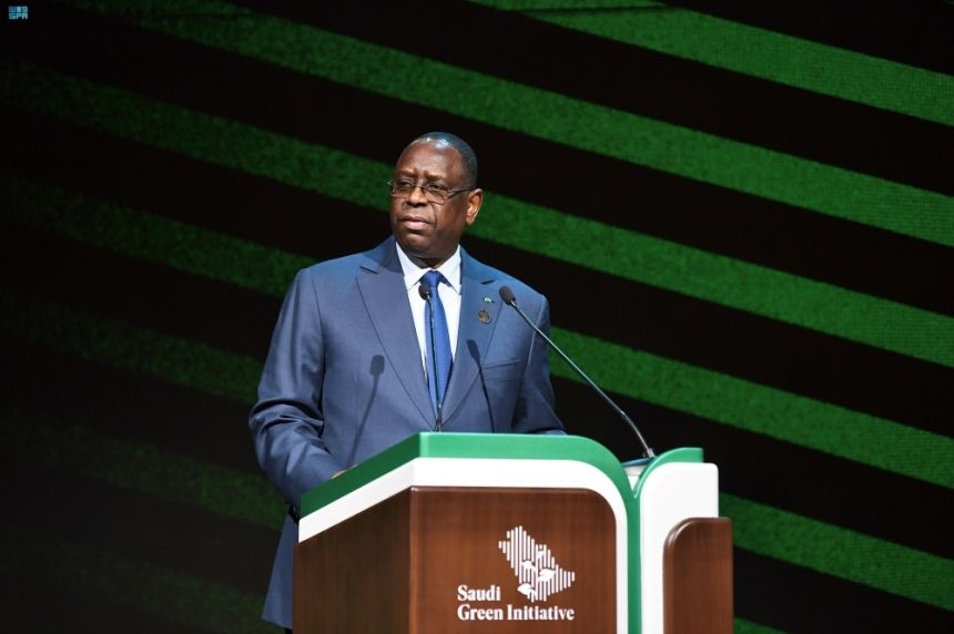 الرئيس السنغالي السابق يشيد بجهود المملكة في مبادرة السعودية الخضراء