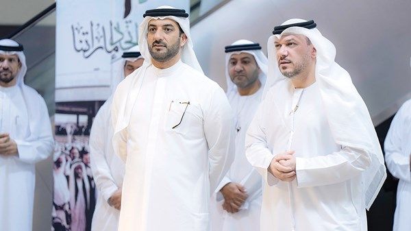 سلطان بن أحمد القاسمي يزور دار القضاء في مدينة الشارقة