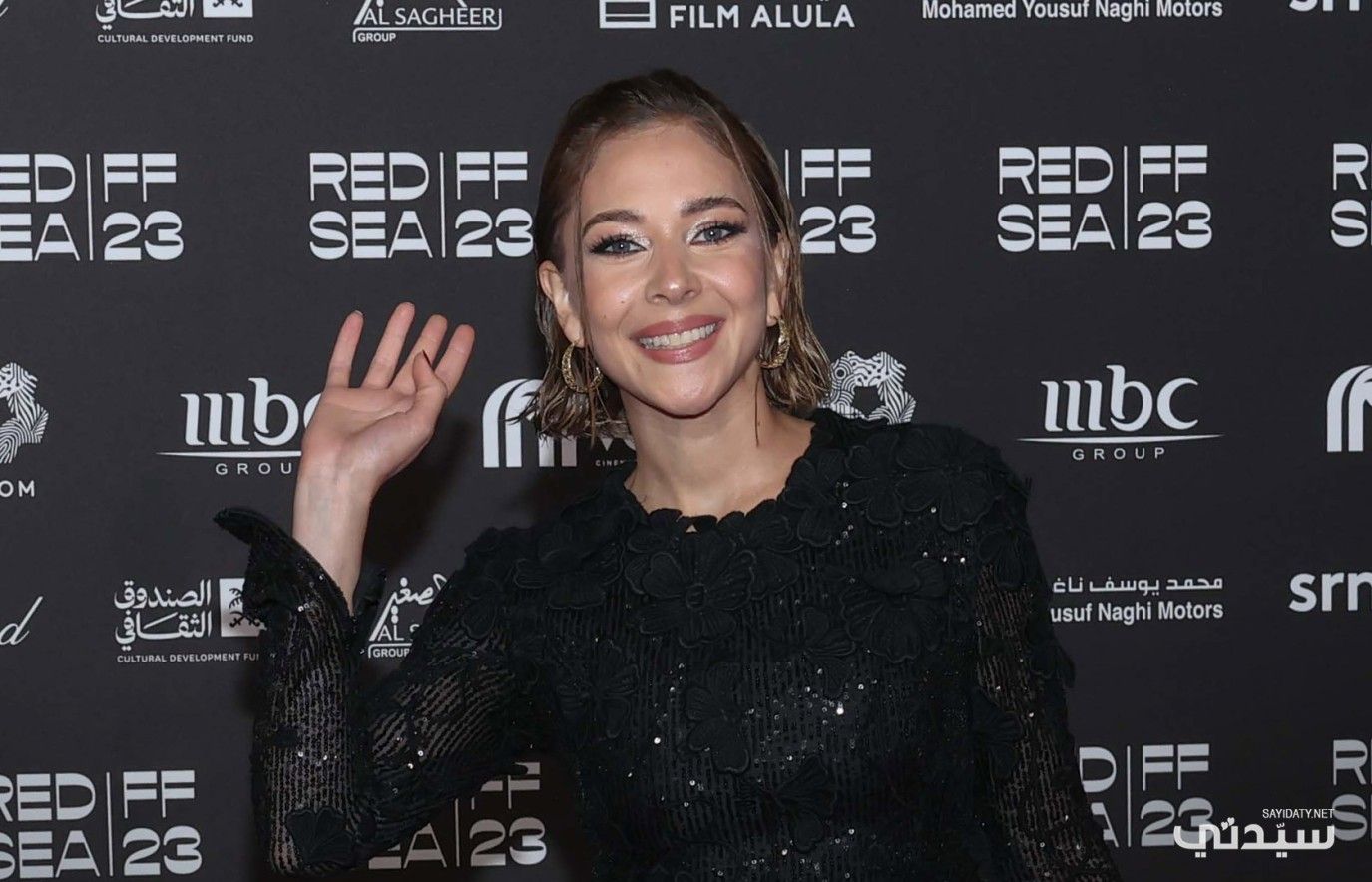 صيحات مكياج اختارتها النجمات على السجادة الحمراء لمهرجان البحر السينمائي 2023