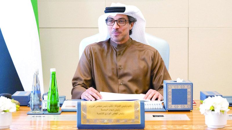 الامارات | منصور بن زايد يهنّئ هزاع بن زايد