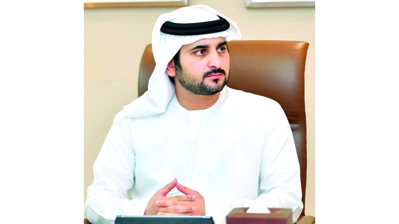 الامارات | مكتوم بن محمد يهنّئ هزاع بن زايد