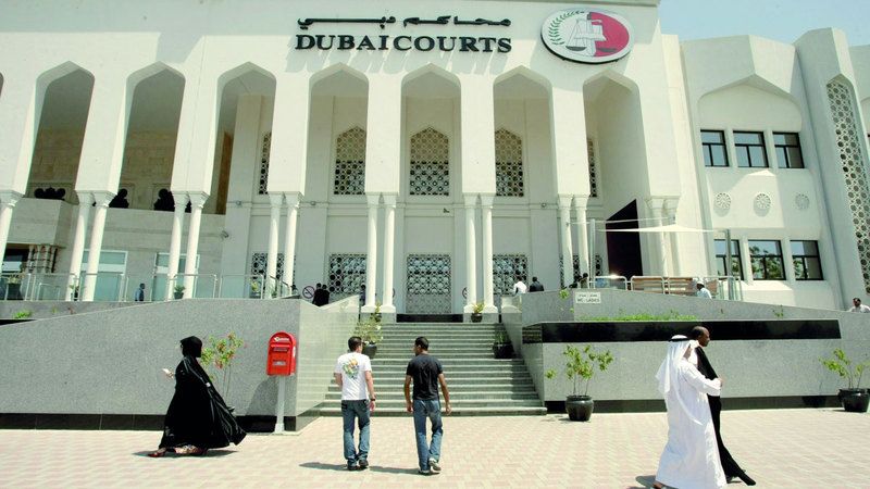 الامارات | «استئناف دبي» تبرئ موظفاً من اختلاس 148 ألف درهم