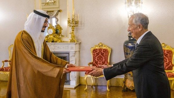 سفير الإمارات يقدم أوراق اعتماده إلى رئيس البرتغال