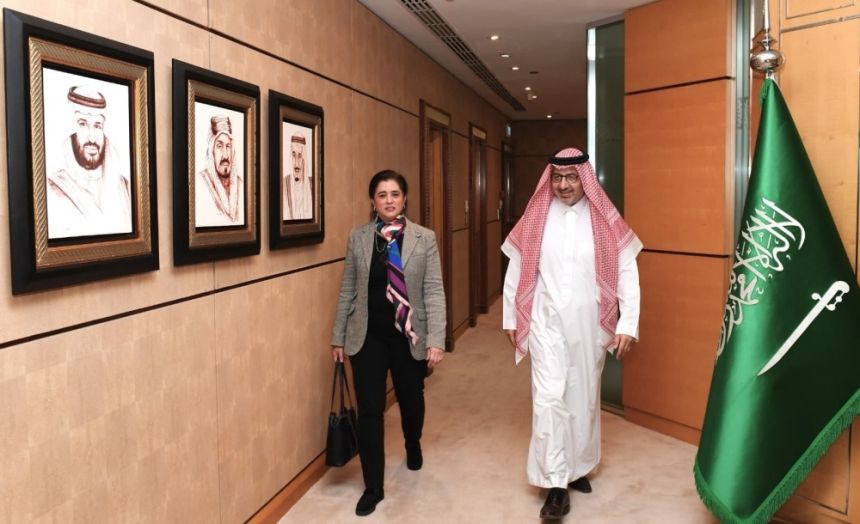 سفير المملكة بمصر يستقبل المدير الإقليمي لمنظمة الصحة العالمية