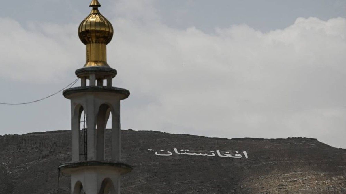 الخليج اليوم .. الإمارات تفتتح 10 مراكز ولادة في أفغانستان