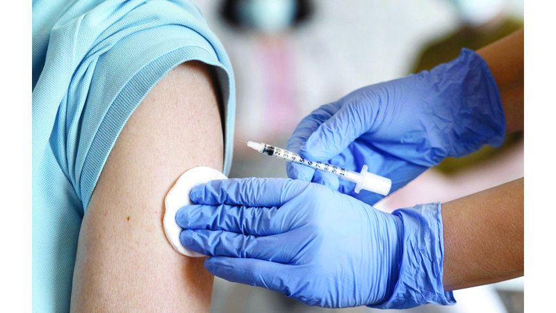 الامارات | أطباء: اللقاح الوسيلة الأكثر فاعلية لمواجهة «طفرات» الإنفلونزا الموسمية