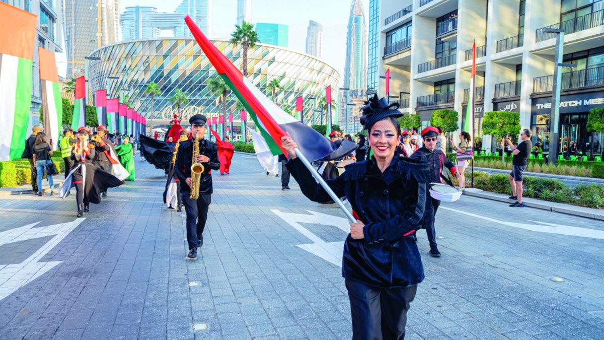 الامارات | عيد الاتحاد يحوّل دبي إلى مسرح ضخم للاحتفال والفرح