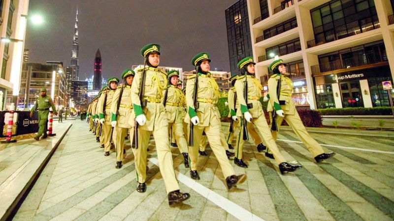 الامارات | عيد الاتحاد يحوّل دبي إلى مسرح ضخم للاحتفال والفرح