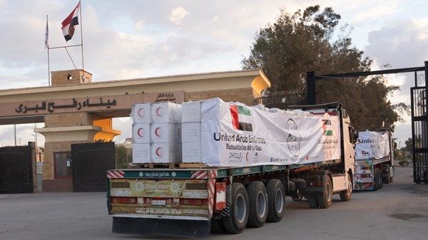 ضمن عملية «الفارس الشهم 3».. 5 قوافل مساعدات إماراتية تصل قطاع غزة