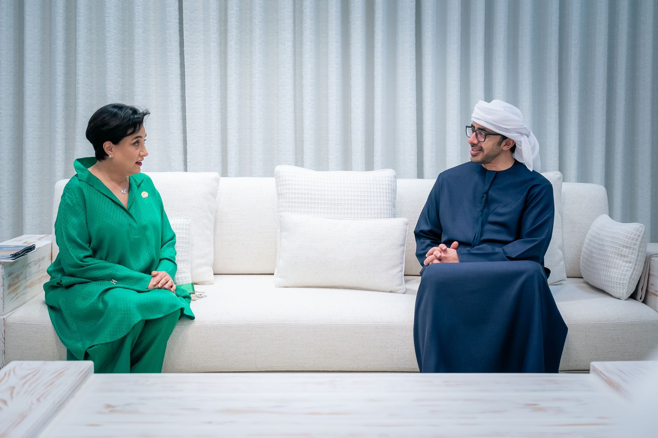 الامارات | عبدالله بن زايد يستقبل وزيرة خارجية الإكوادور