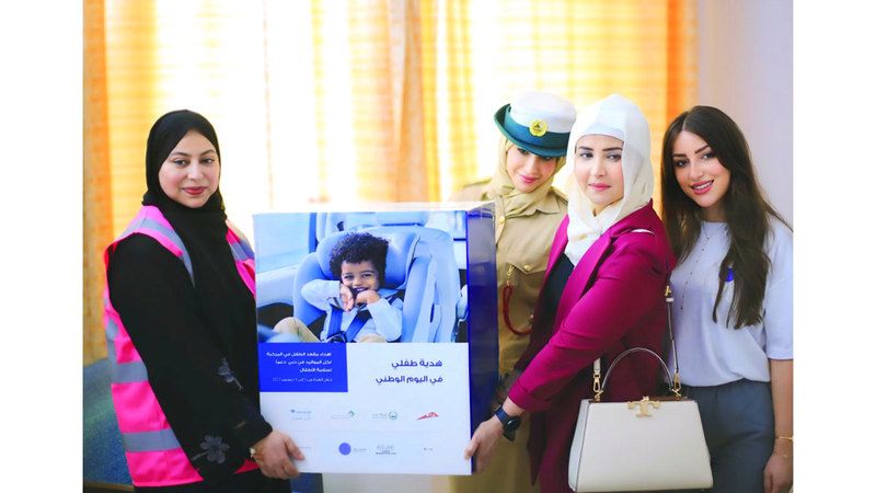 الامارات | «مقعد الطفل بالسيارة» هدية «طرق دبي» لمواليد عيد الاتحاد