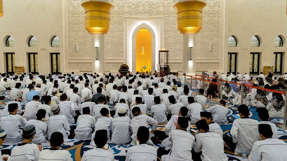 جامع الشيخ زايد الكبير في إندونيسيا وجامعة نهضة العلماء يحتفلان بعيد الاتحاد الـ53