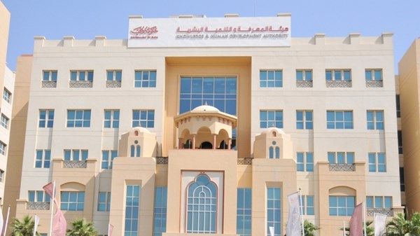 الطلبة الإماراتيون يتخطون المعدل العالمي في العلوم والرياضيات في (TIMSS) 2023