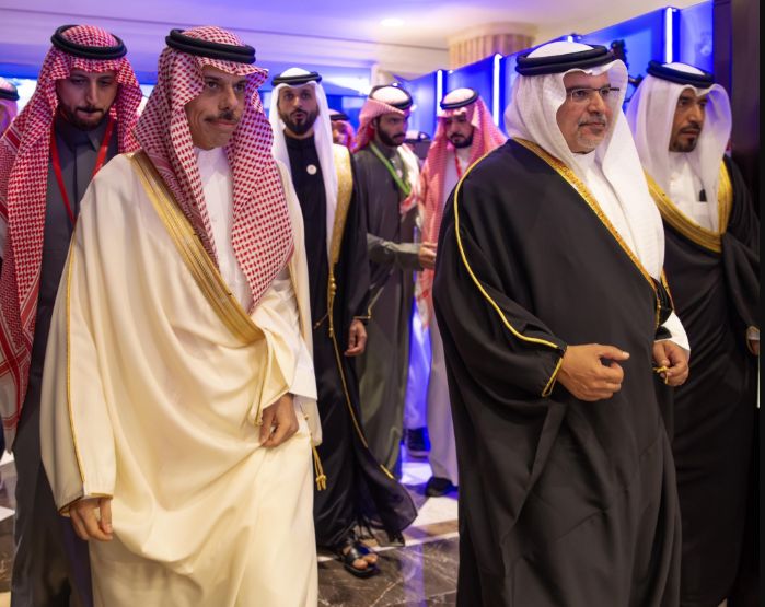 السعودية | وزير الخارجية يحضر الجلسة الافتتاحية لحوار المنامة 2024