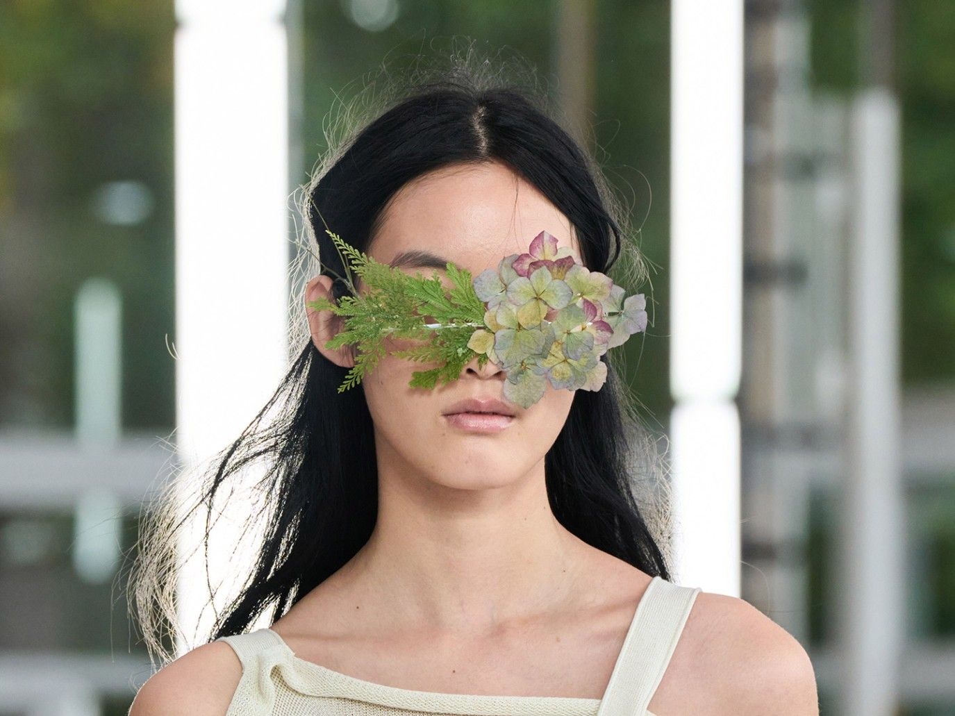 الجمال البطيء.. نهج عناية جديد يوازن بين الجمال والاستدامة