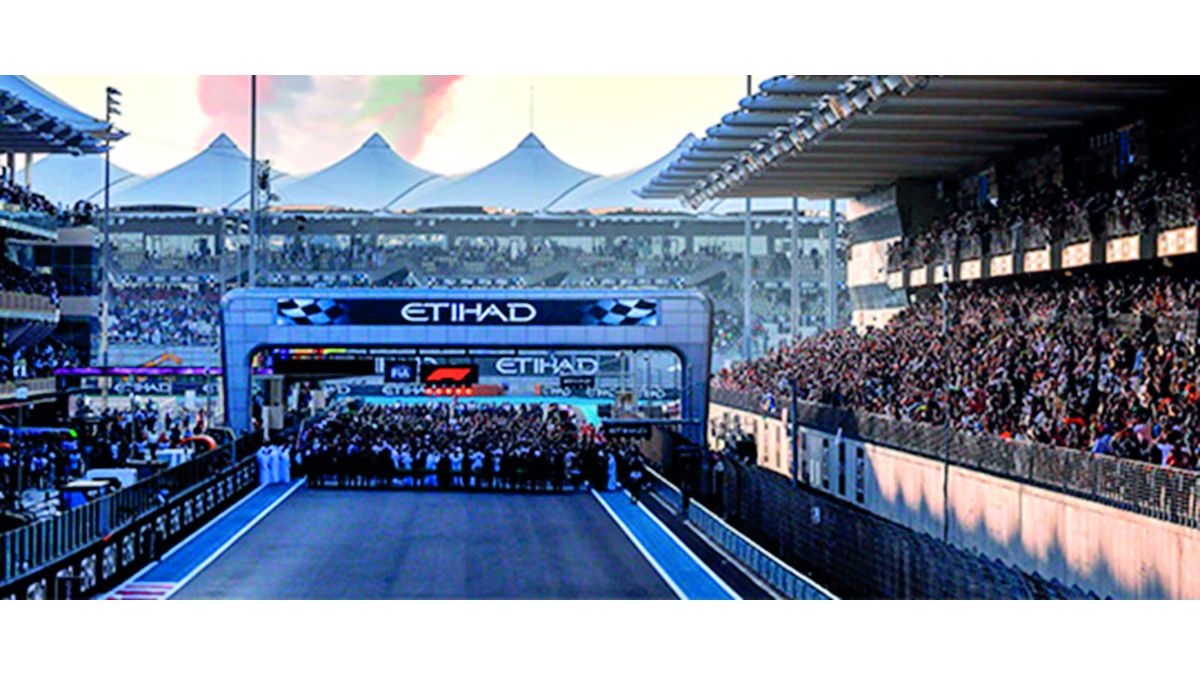 الامارات | لوكلير ونوريس يهيمنان على التجارب الحرة لـ «جائزة أبوظبي للفورمولا1»