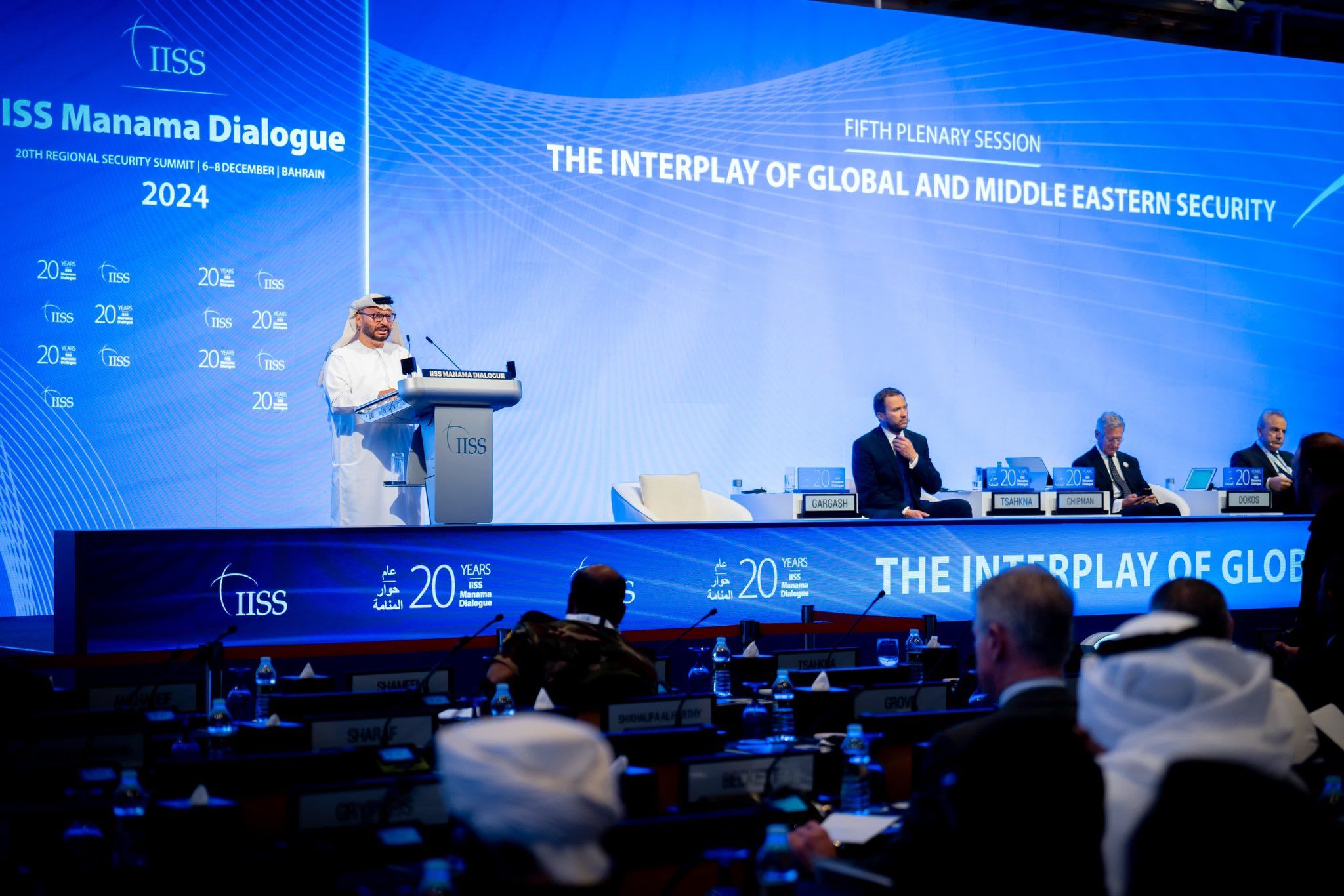 الامارات | قرقاش: تغييرات جيوسياسية إقليمية هائلة تستدعي الحكمة للخروج من دائرة الفوضى والعنف