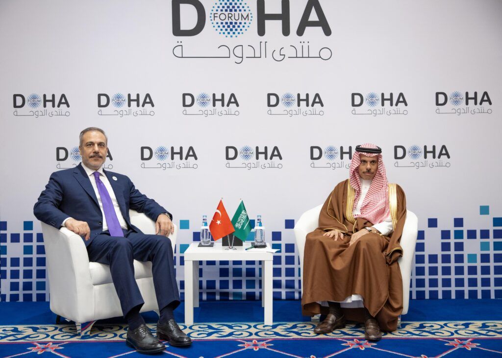 السعودية | وزير الخارجية يلتقي وزير خارجية تركيا