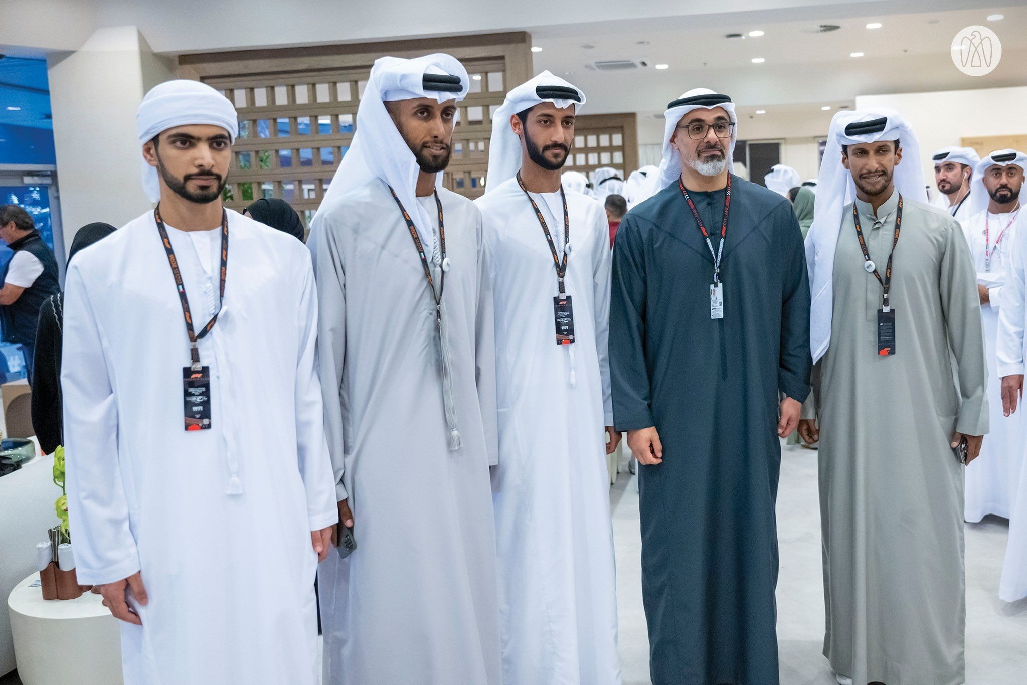 الامارات | خالد بن محمد بن زايد يشهد جانباً من فعاليات سباق جائزة الاتحاد للطيران الكبرى للفورمولا 1 في نسختها الـ16