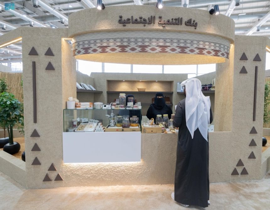 مهرجان الصقور.. تخصيص أجنحة لبيع المنتجات المحلية للأسر المنتجة