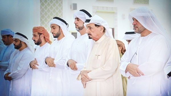 أداء صلاة الاستسقاء في جميع مساجد الدولة