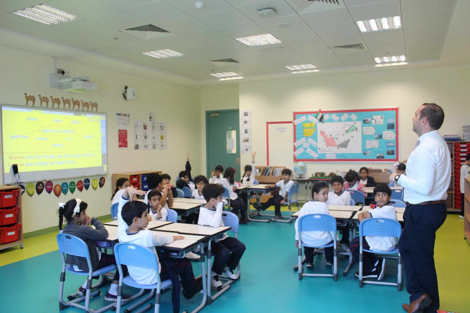 الامارات | مدارس الشارقة الخاصة تحقق إنجازات نوعية في اختبارات TIMSS