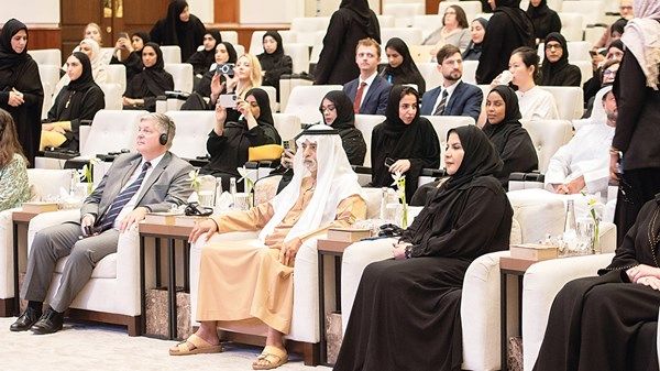 نهيان بن مبارك: الإمارات نموذج عالمي لتمكين النساء والرجال