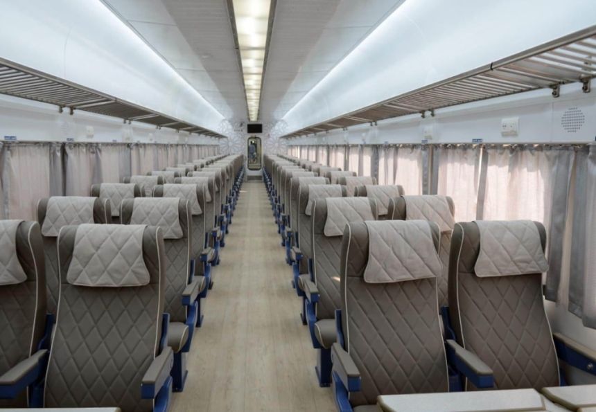 من السرعة والتصميم إلى التجهيزات.. الفرق بين المترو والقطار