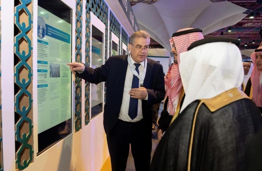 برعاية الملك.. انطلاق الملتقى العلمي لأبحاث الحج والعمرة والزيارة