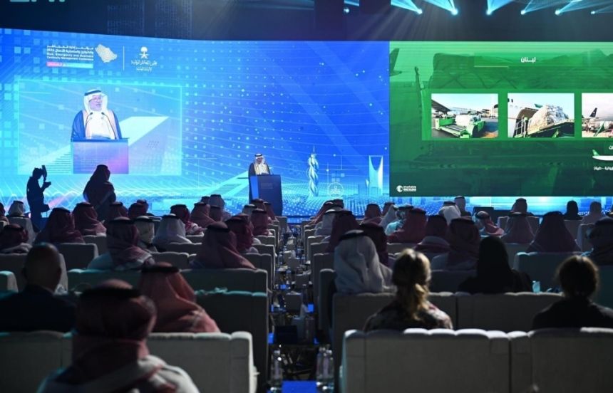 الربيعة: الأزمات العالمية تستلزم توحيد الجهود والطاقات لمواجهتها