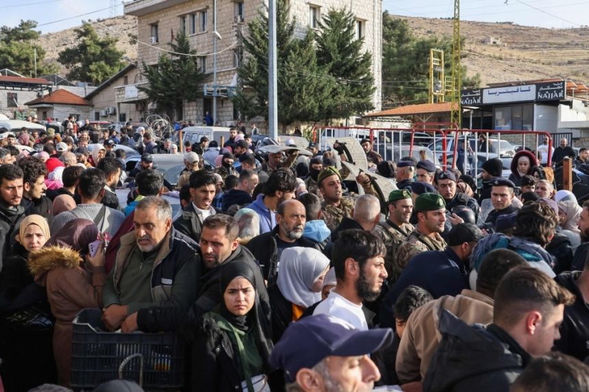 صور وأرقام.. كيف بدت مشاهد عودة اللاجئين السوريين إلى وطنهم الأم؟