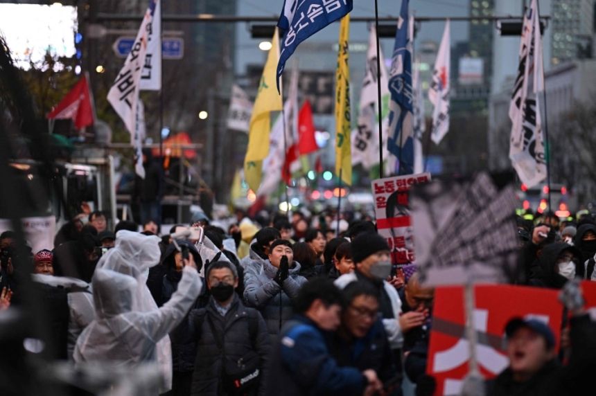 كوريا الجنوبية.. إصدار مذكرة اعتقال بحق وزير الدفاع السابق