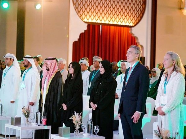 انطلاق المؤتمر الدولي لصون أشجار القرم وتنميتها في أبوظبي