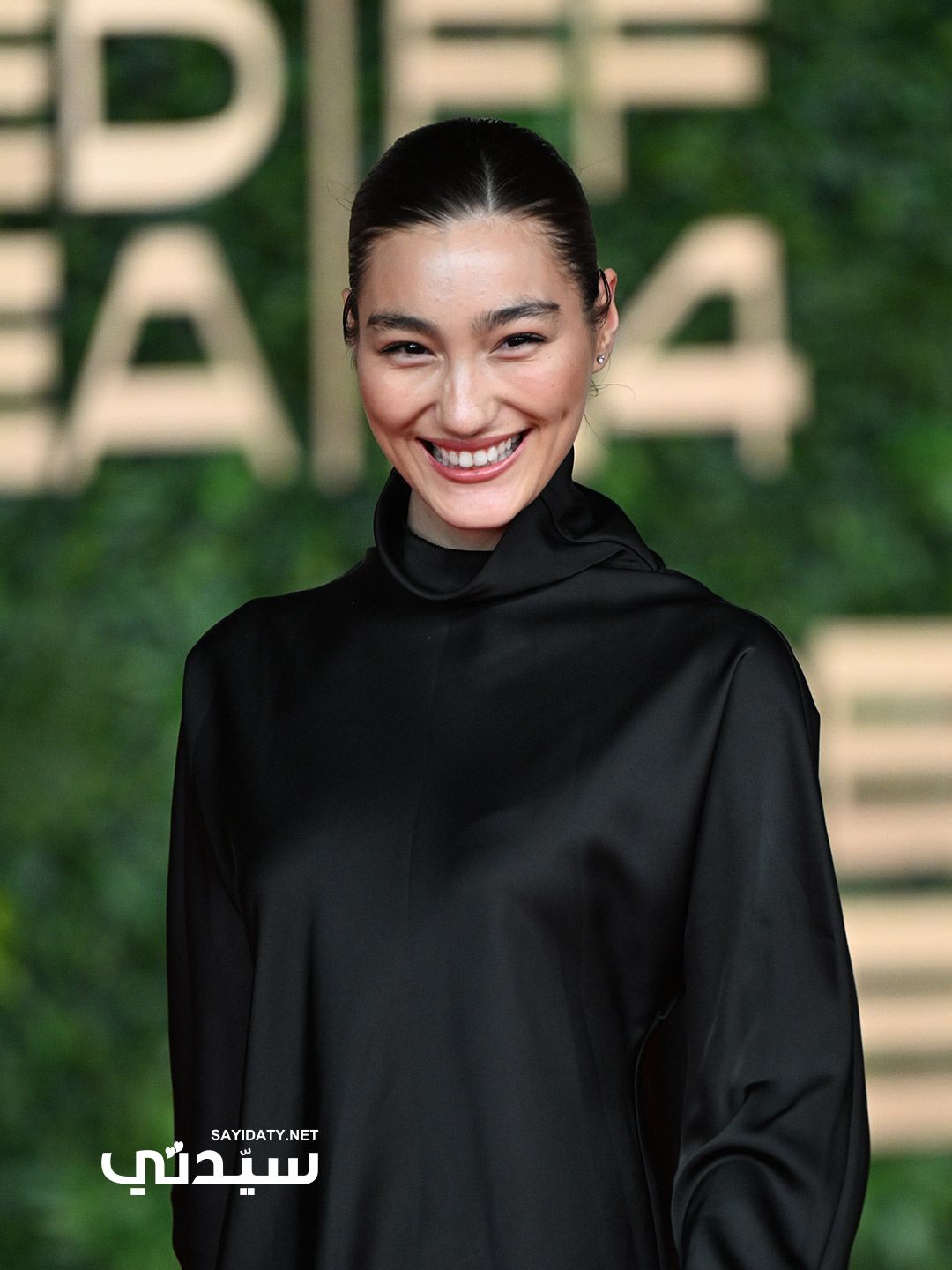 نجمات مهرجان البحر الأحمر السينمائي في يومه الخامس: مكياج ناعم بلمسات مشرقة