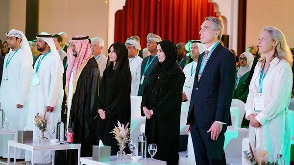 «صون أشجار القرم» يستعرض ابتكارات وتقنيات حماية النظم البيئية