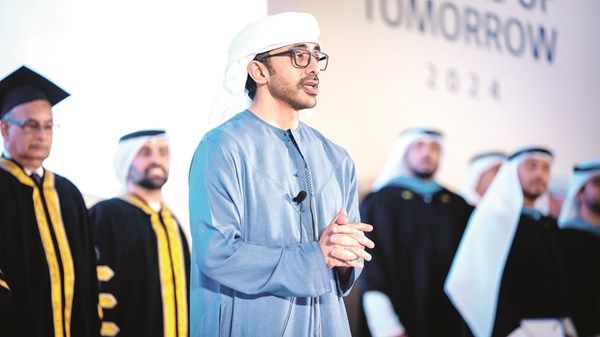 عبدالله بن زايد: العمل من أجل الوطن فخر للجميع