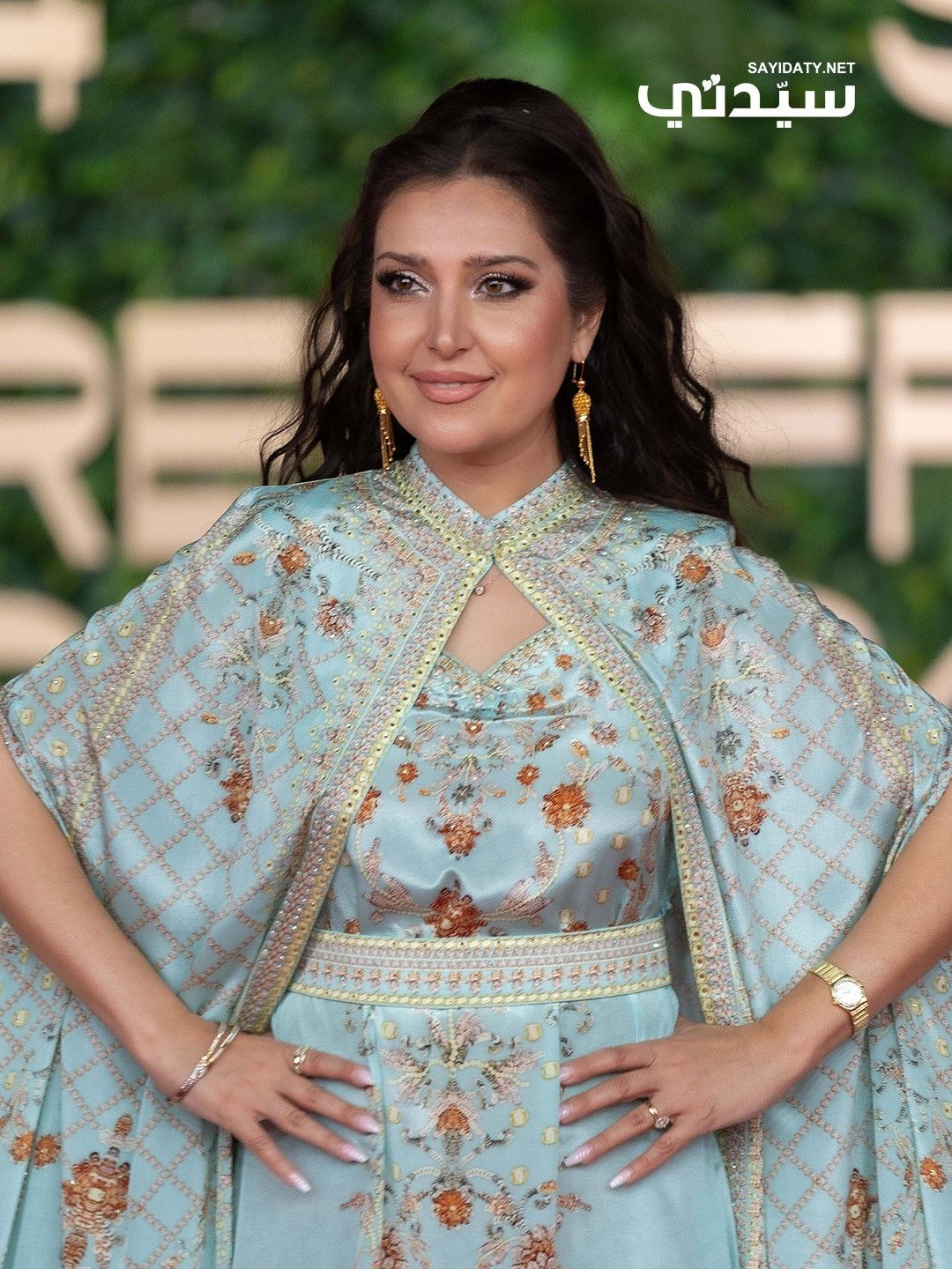 في اليوم السادس لمهرجان البحر الأحمر السينمائي2024.. المكياج البرونزي يسيطر على إطلالات النجمات الجمالية